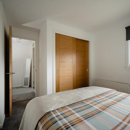 Ness Riverfront Holiday Home - City Centre Inverness Eksteriør bilde