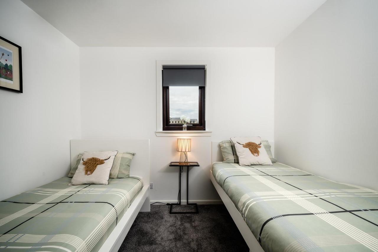 Ness Riverfront Holiday Home - City Centre Inverness Eksteriør bilde
