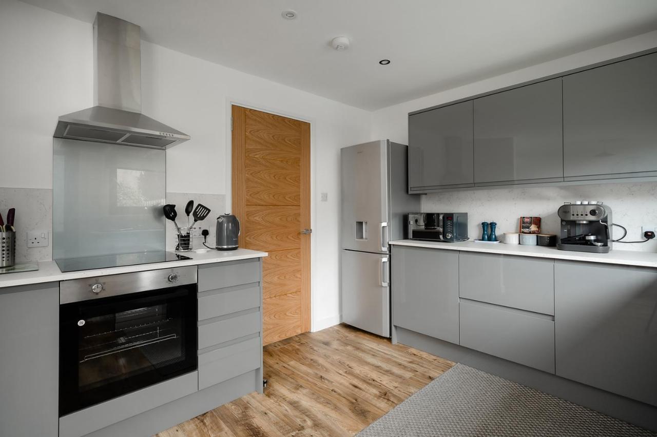 Ness Riverfront Holiday Home - City Centre Inverness Eksteriør bilde